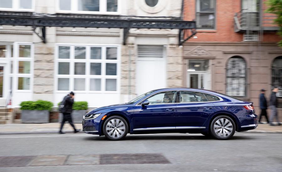  Volkswagen Arteon 4Motion 2018 года  (NA) (фото 39 из 41)